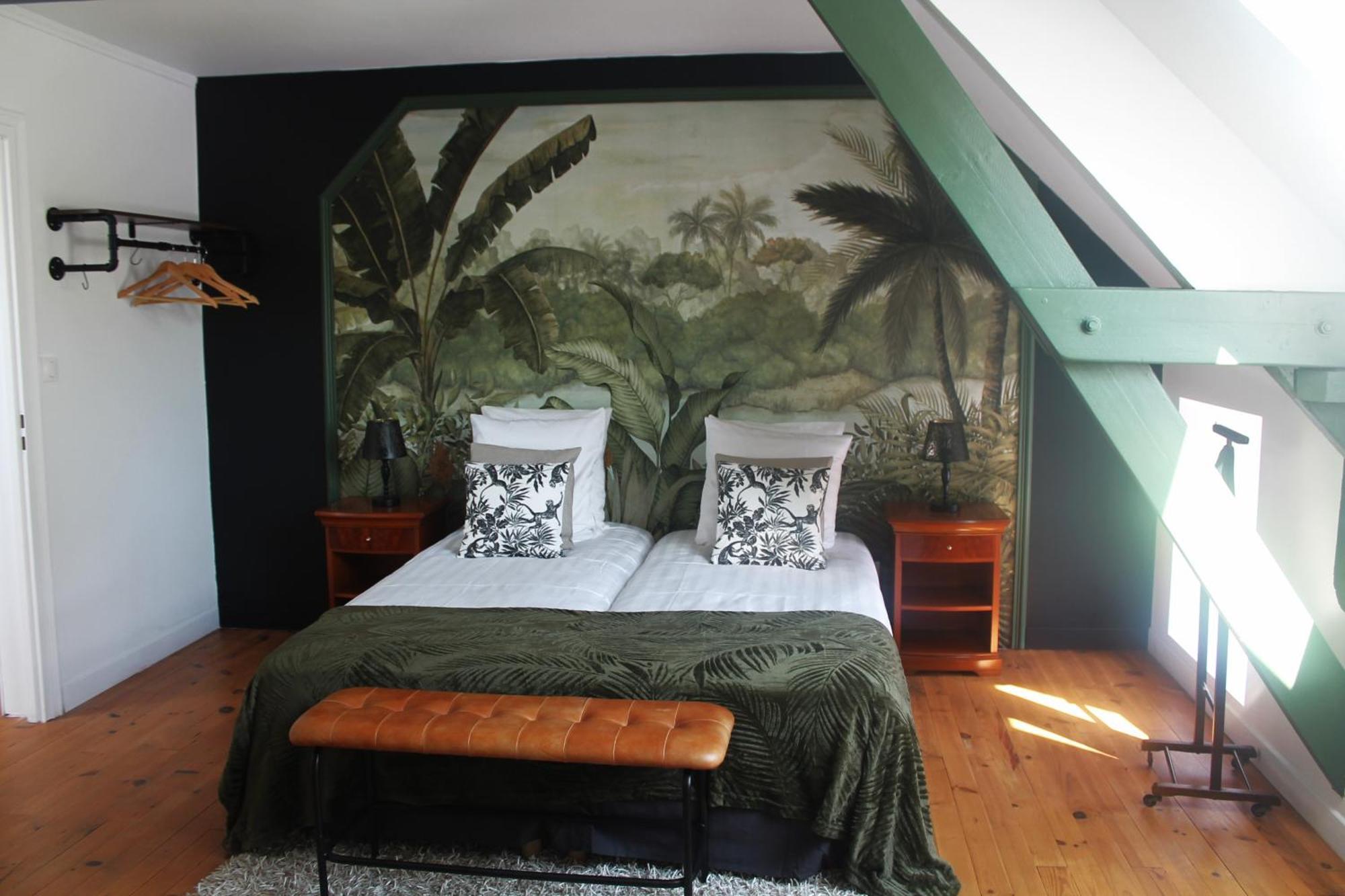 Les 13 Lavoirs D'Antan - Chambre Globe-Trotteur Saint-Pierre-Eglise Экстерьер фото